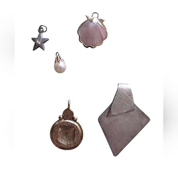 Necklace Charms - Picture 2 of 3